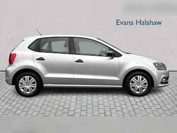 Used Volkswagen Polo 2016 for sale - 79683251: Photo