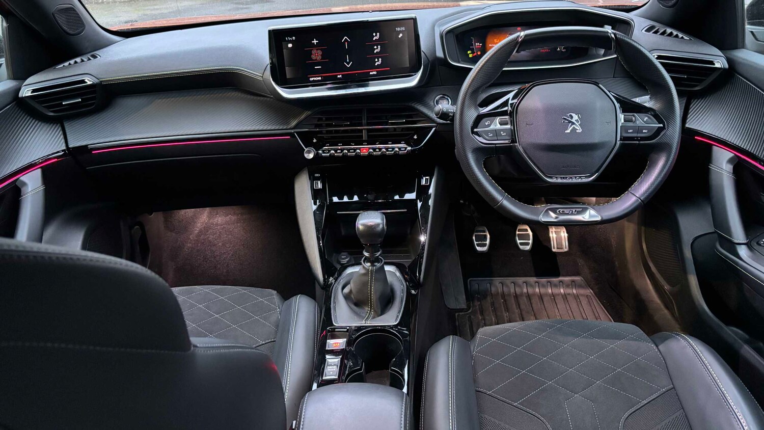 Used Peugeot 2008 for sale - 77861781: Photo 8