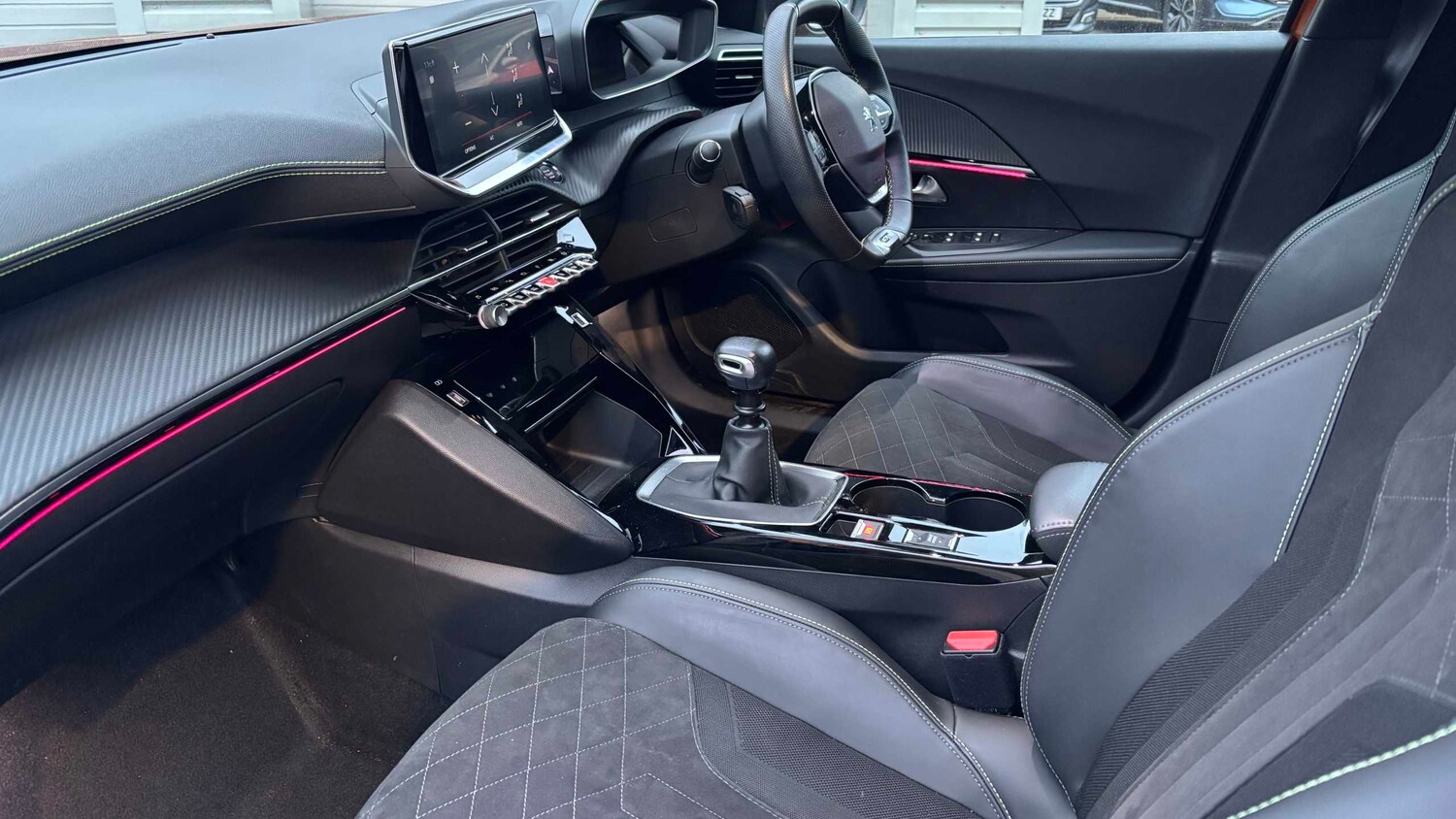 Used Peugeot 2008 for sale - 77861781: Photo 9