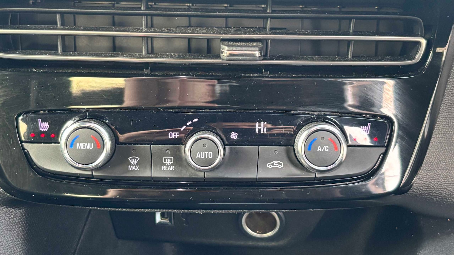 Used Vauxhall Mokka 2024 for sale - 77972617: Photo 14