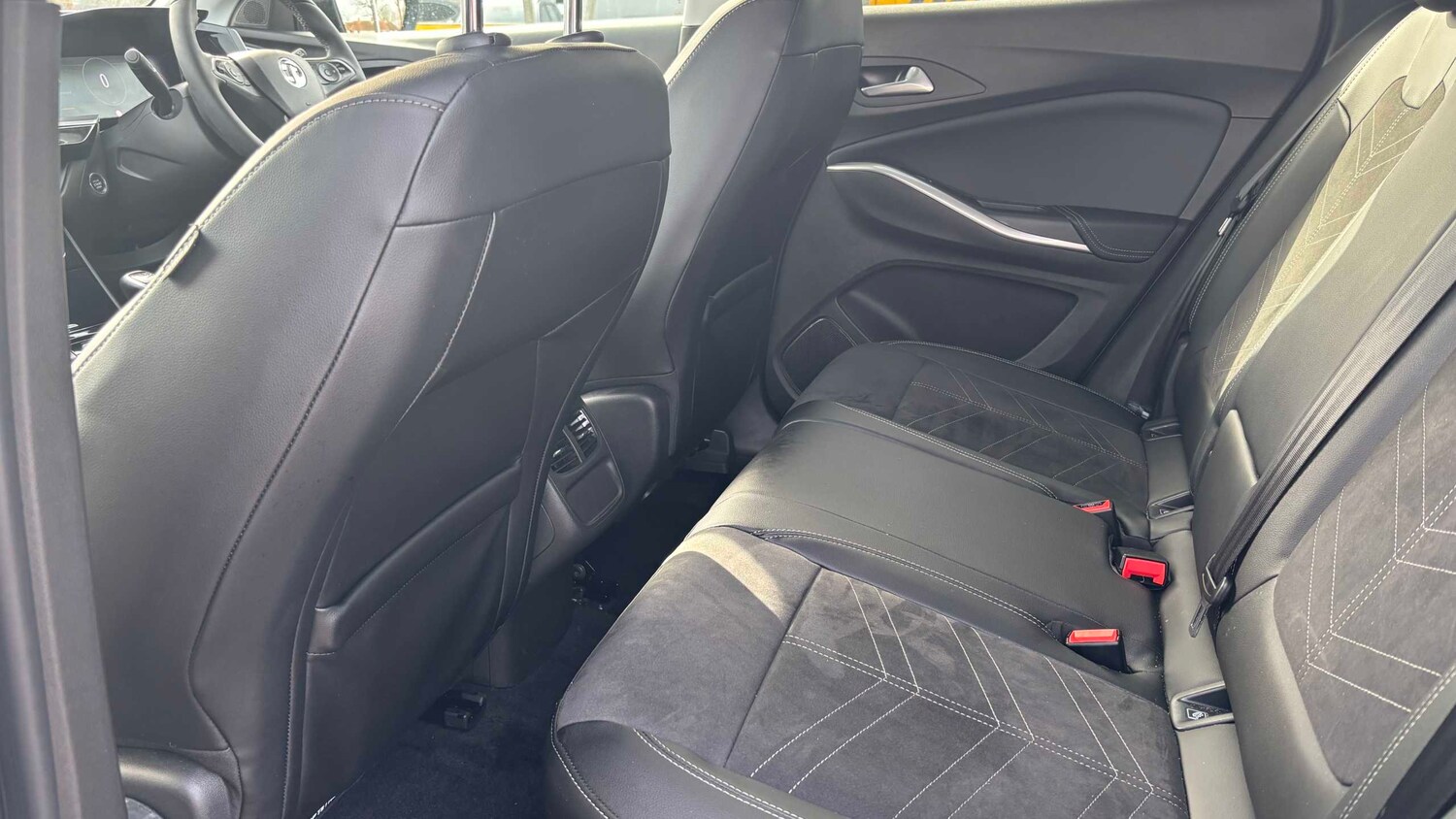 Used Vauxhall Grandland for sale - 77858490: Photo 10