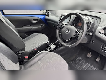 Used Toyota AYGO 2019 for sale - 78857455: Photo