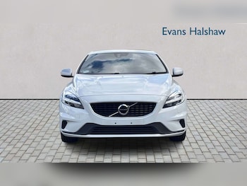 Used Volvo V40 2017 for sale - 78812427: Photo
