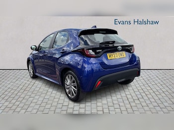 Used Toyota Yaris 2023 for sale - 78264846: Photo