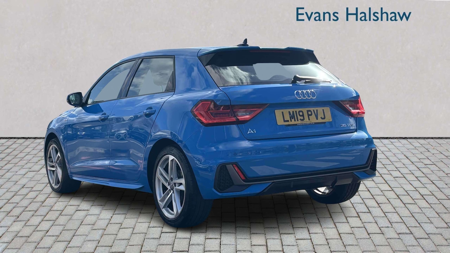 Used Audi A1 2019 for sale - 77857440: Photo 2
