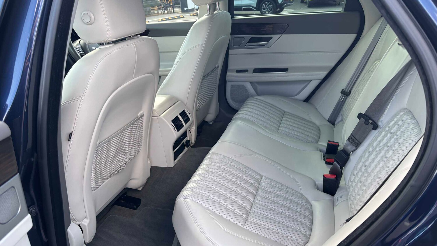 Used Jaguar XF 2017 for sale - 78119000: Photo 10