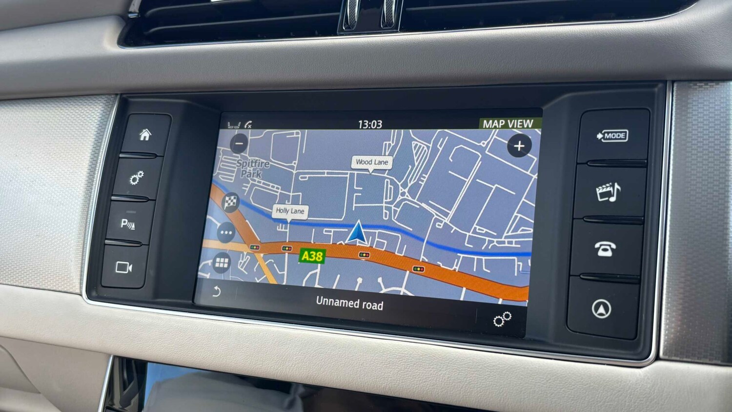 Used Jaguar XF 2017 for sale - 78119000: Photo 13