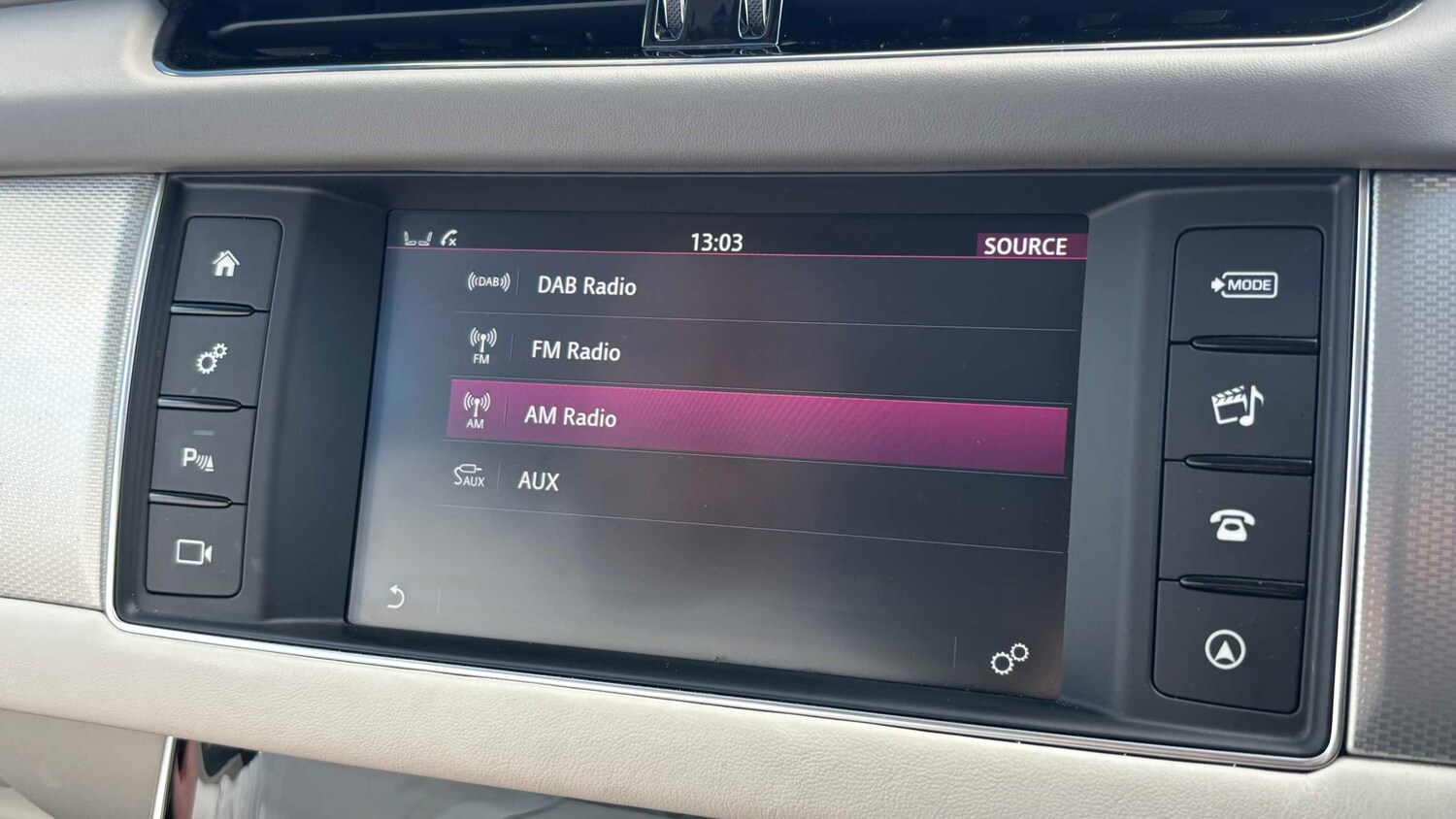 Used Jaguar XF 2017 for sale - 78119000: Photo 17