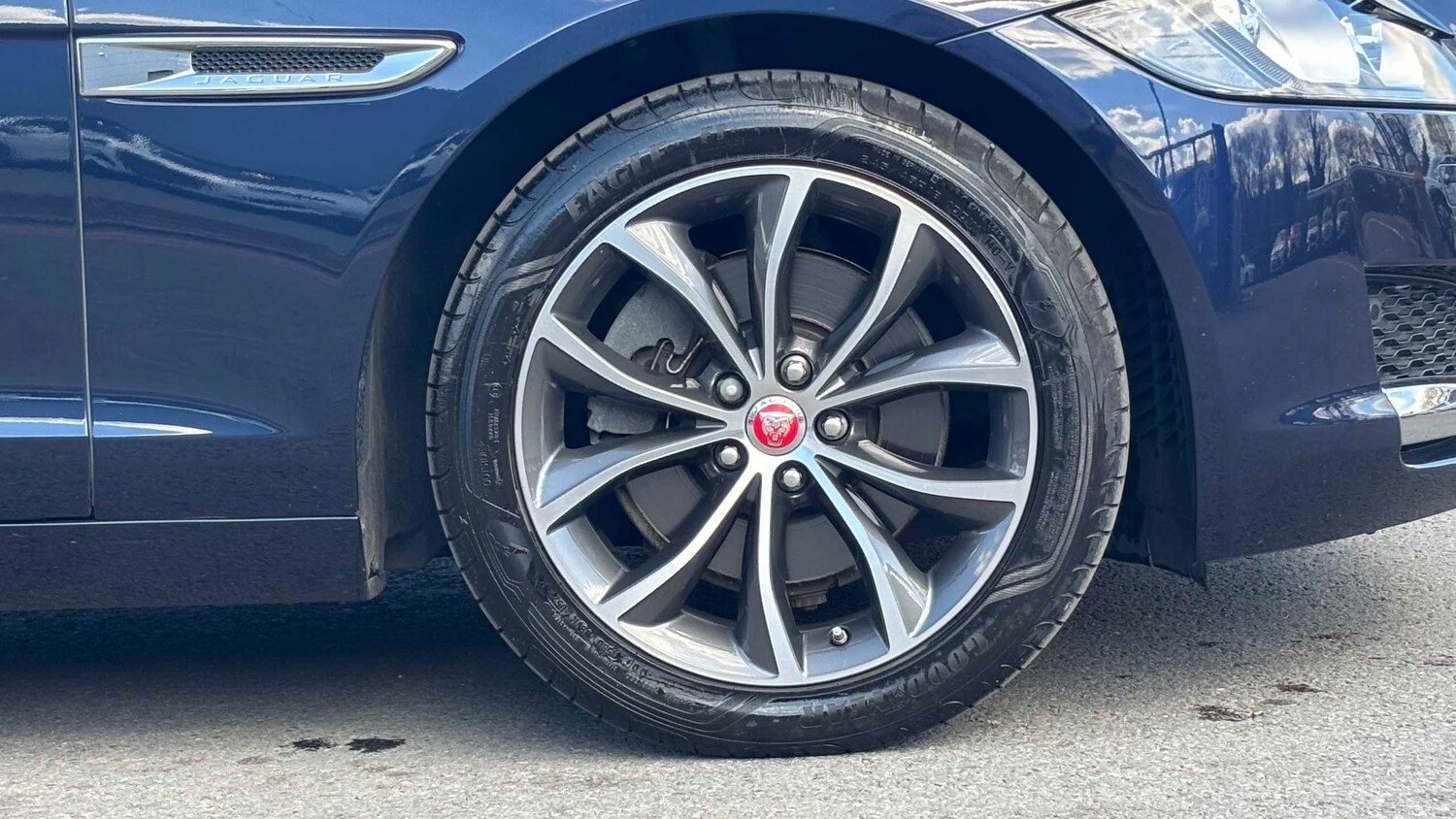 Used Jaguar XF 2017 for sale - 78119000: Photo 7