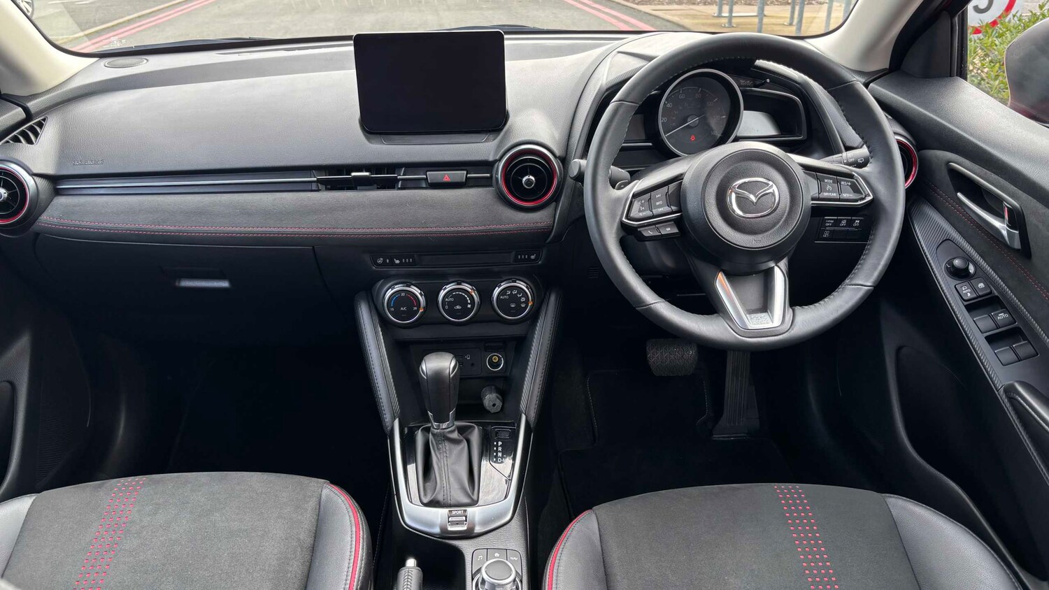 Used Mazda Mazda2 2024 for sale - 77857651: Photo 8