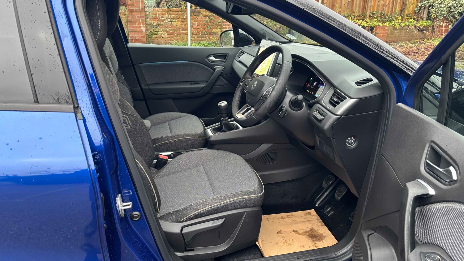 Used Renault Captur for sale - 77857742: Photo 17