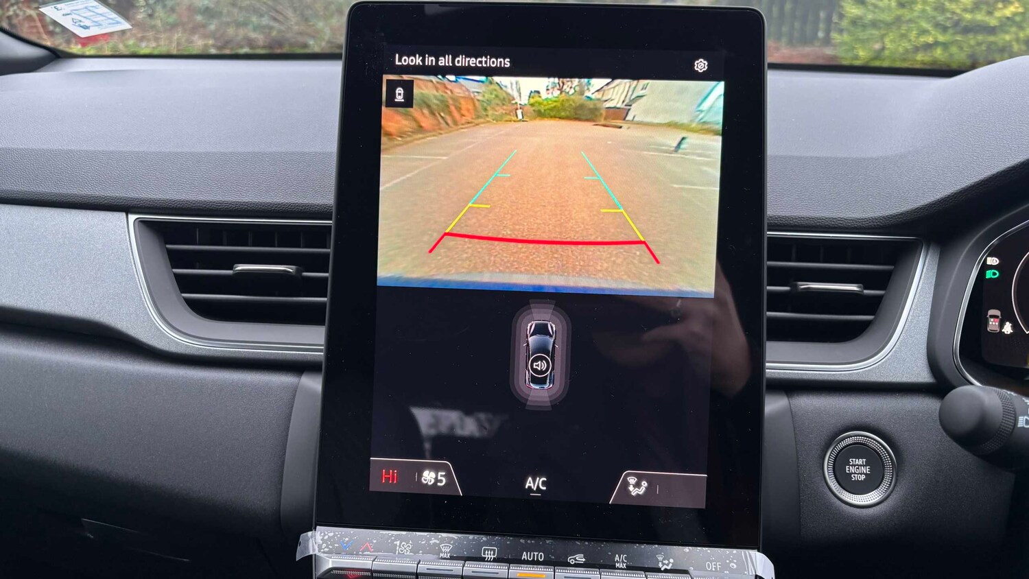 Used Renault Captur for sale - 77857742: Photo 26