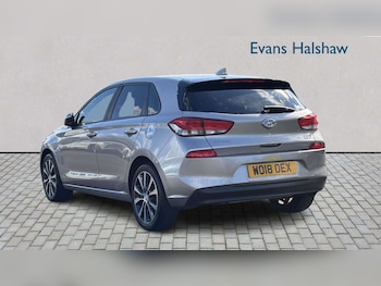 Used Hyundai i30 2018 for sale - 79443941: Photo
