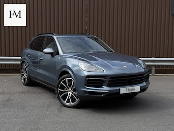 Used Porsche Cayenne 2018 for sale - 79674604: Photo