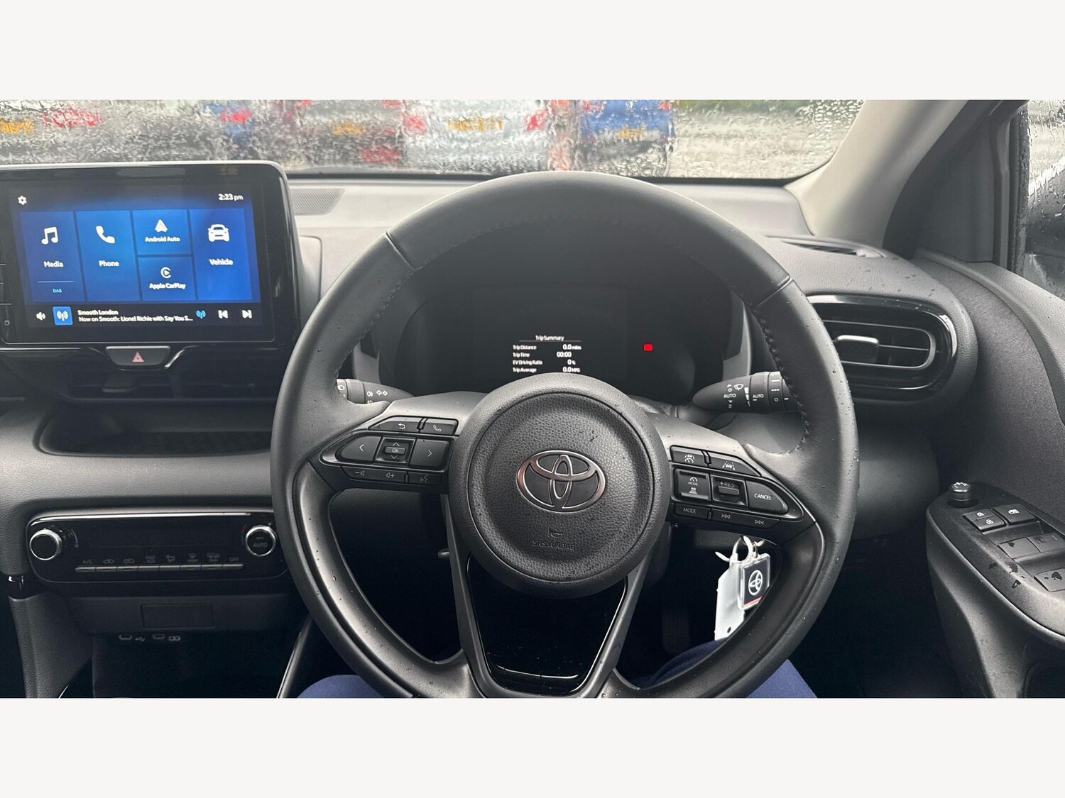 Used Toyota Yaris for sale - 77175236: Photo 10