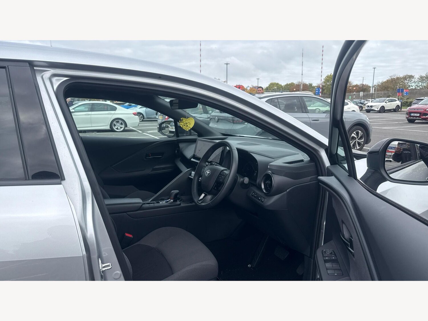 Used Toyota C-HR 2024 for sale - 76295258: Photo 13