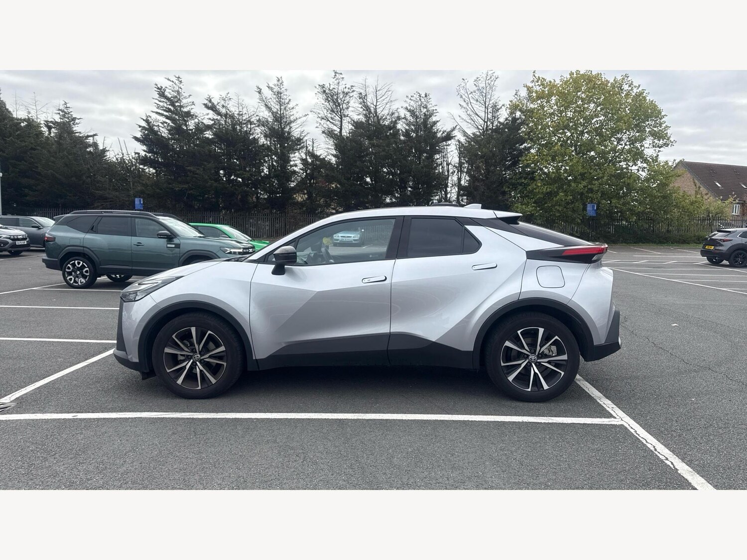 Used Toyota C-HR 2024 for sale - 76295258: Photo 19