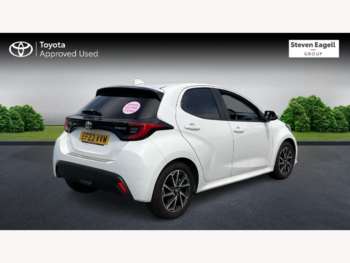 Used Toyota Yaris 2023 for sale - 75175219: Photo