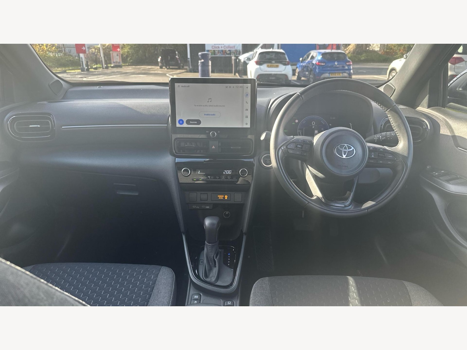Used Toyota Yaris Cross 2024 for sale - 76633241: Photo 7
