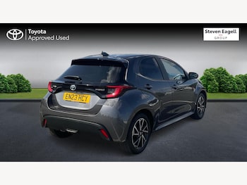 Used Toyota Yaris 2023 for sale - 75600774: Photo