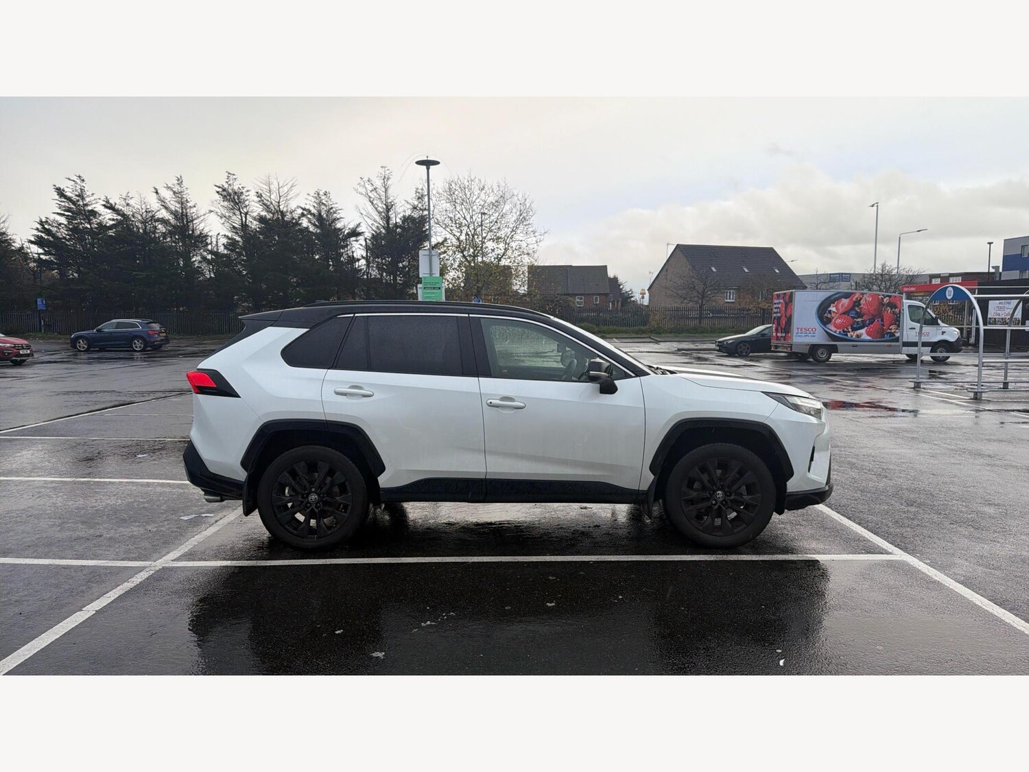 Used Toyota RAV4 2022 for sale - 76850435: Photo 18