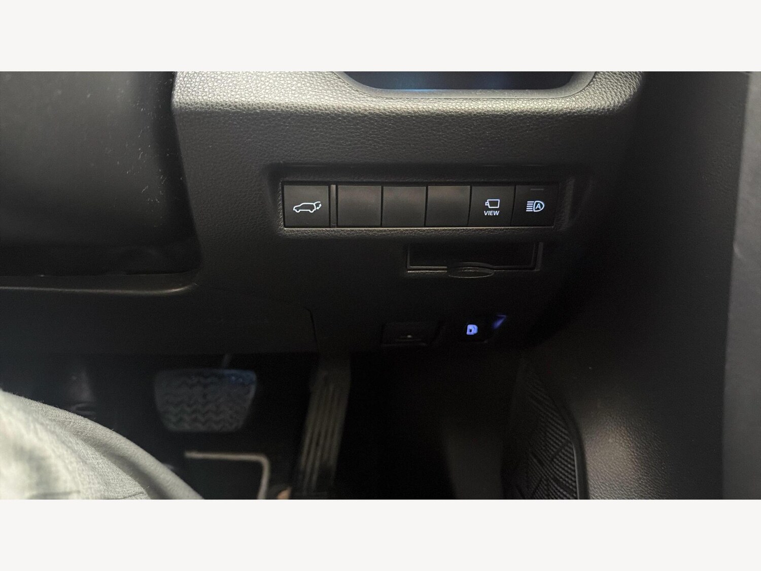 Used Toyota RAV4 2022 for sale - 76850435: Photo 26