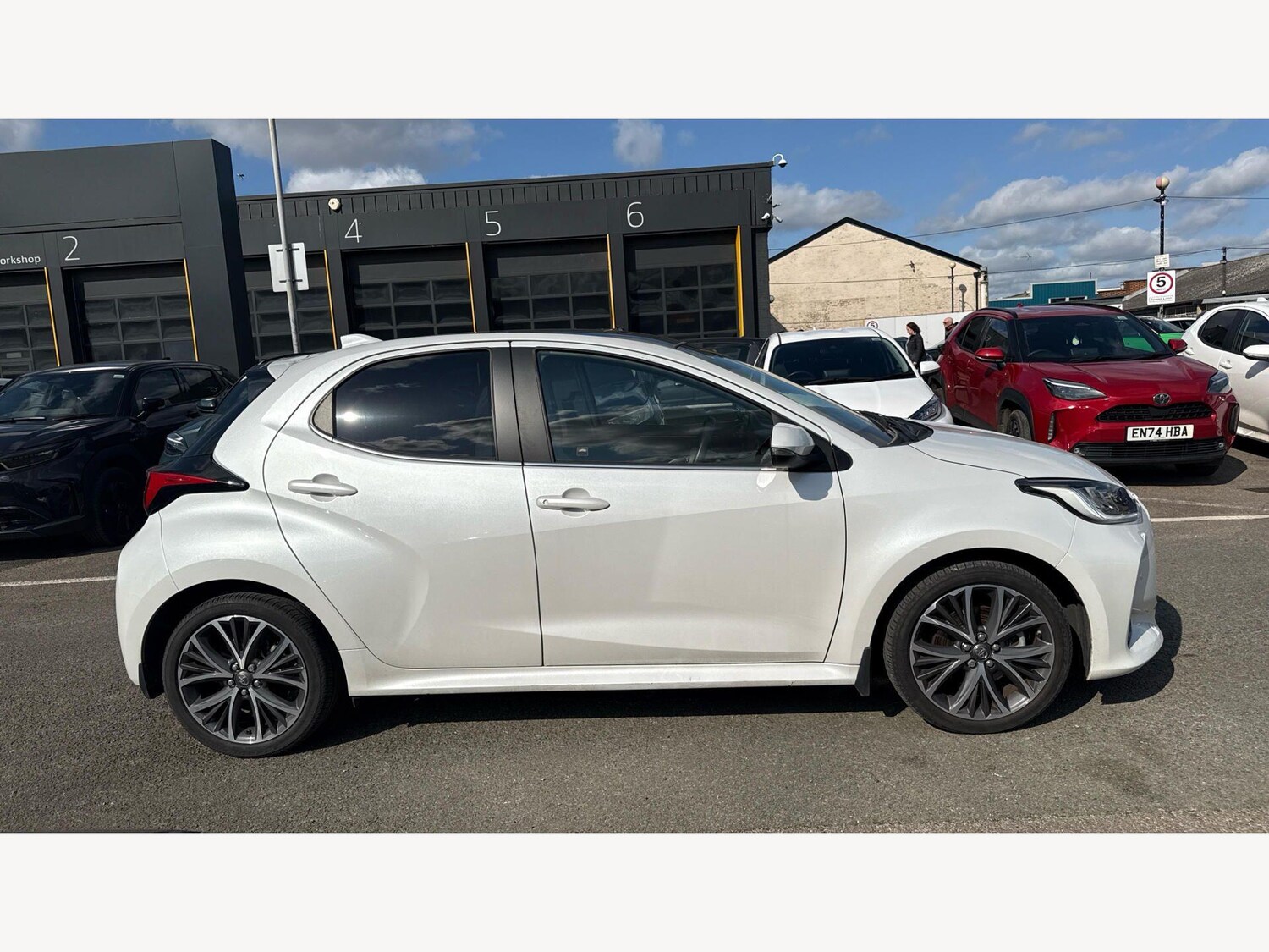 Used Toyota Yaris 2022 for sale - 78156752: Photo 18