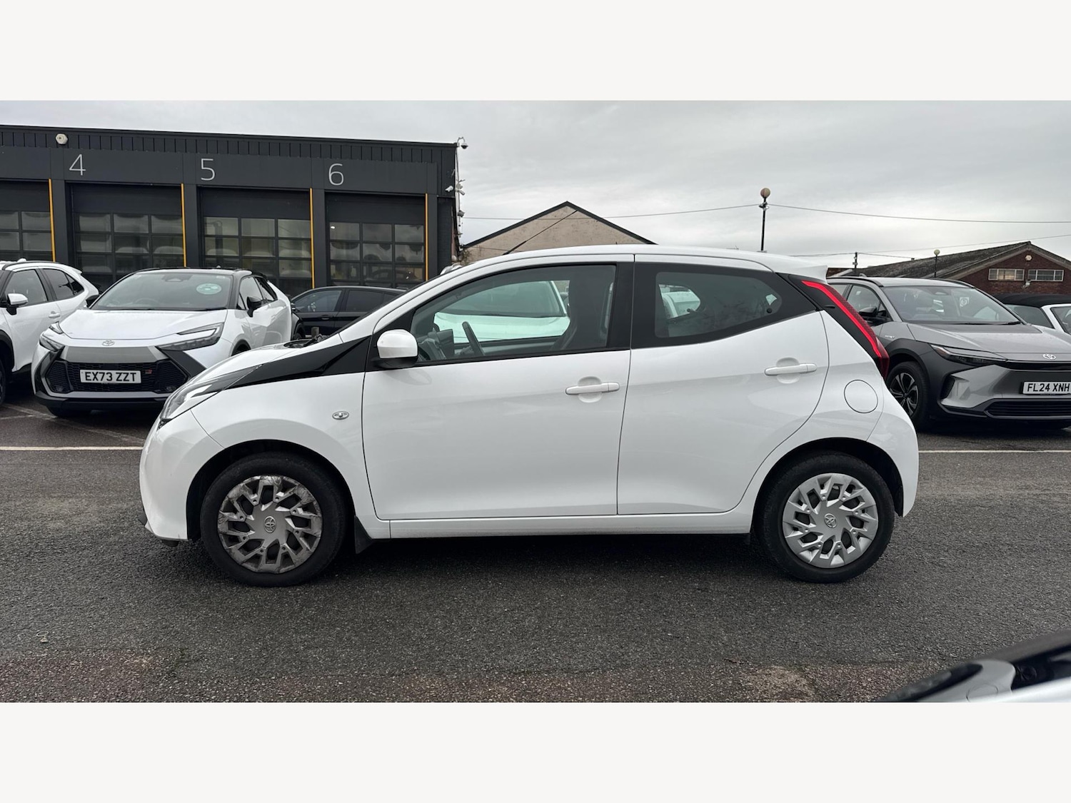 Used Toyota AYGO for sale - 77066455: Photo 19