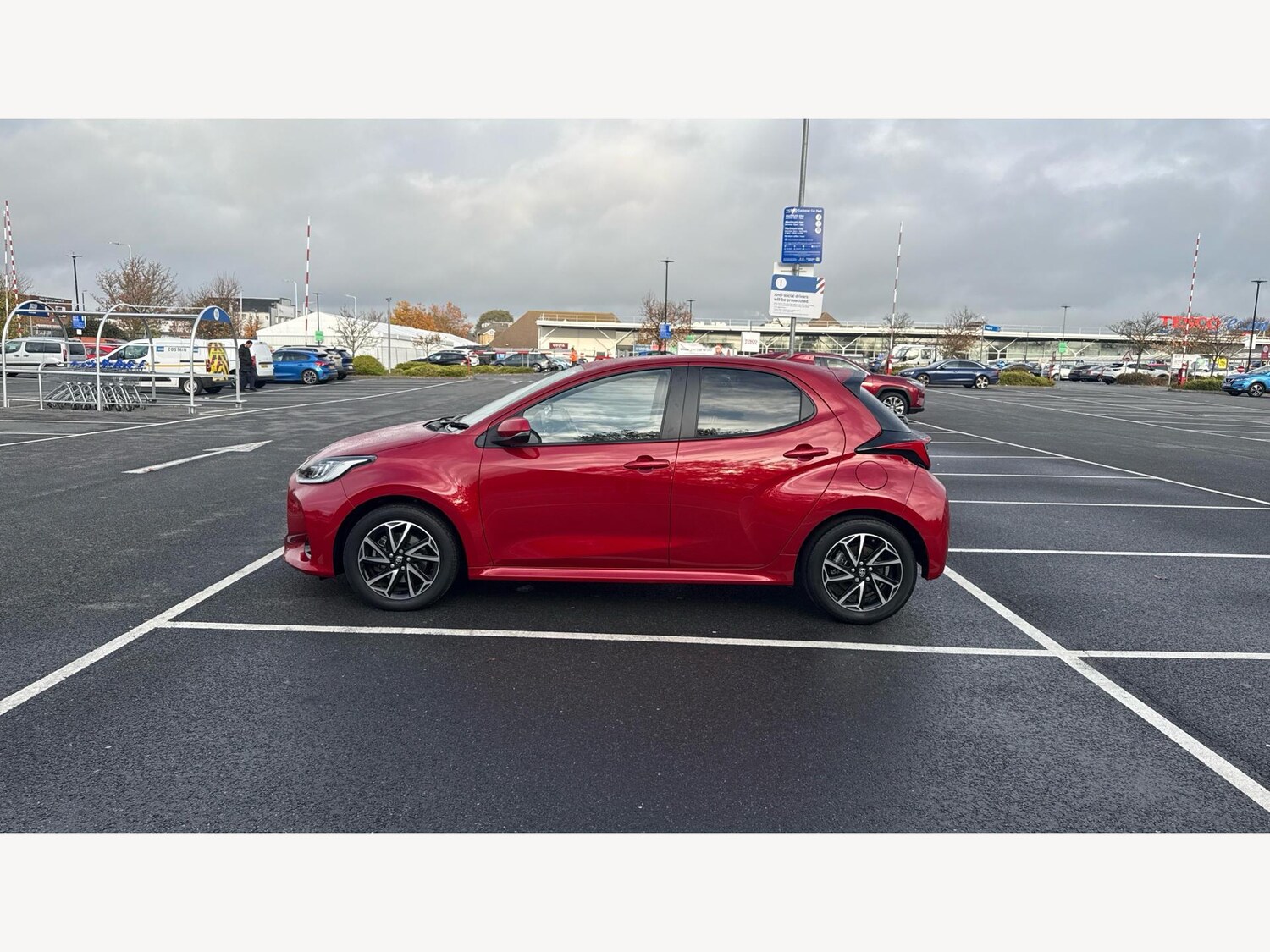 Used Toyota Yaris 2023 for sale - 76399133: Photo 19