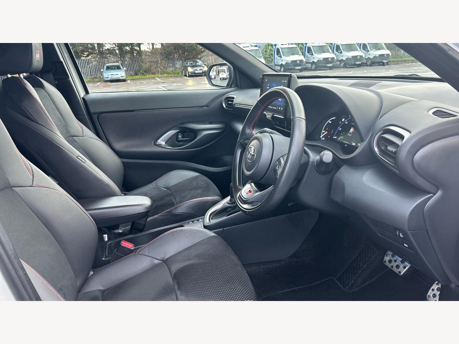 Used Toyota Yaris Cross 2024 for sale - 76964534: Photo 13