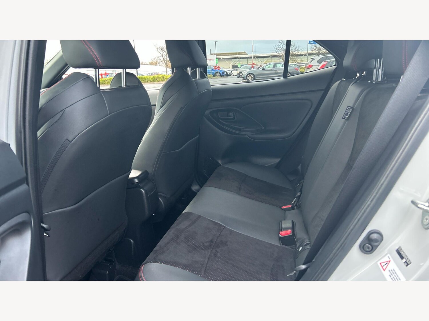 Used Toyota Yaris Cross 2024 for sale - 76964534: Photo 15