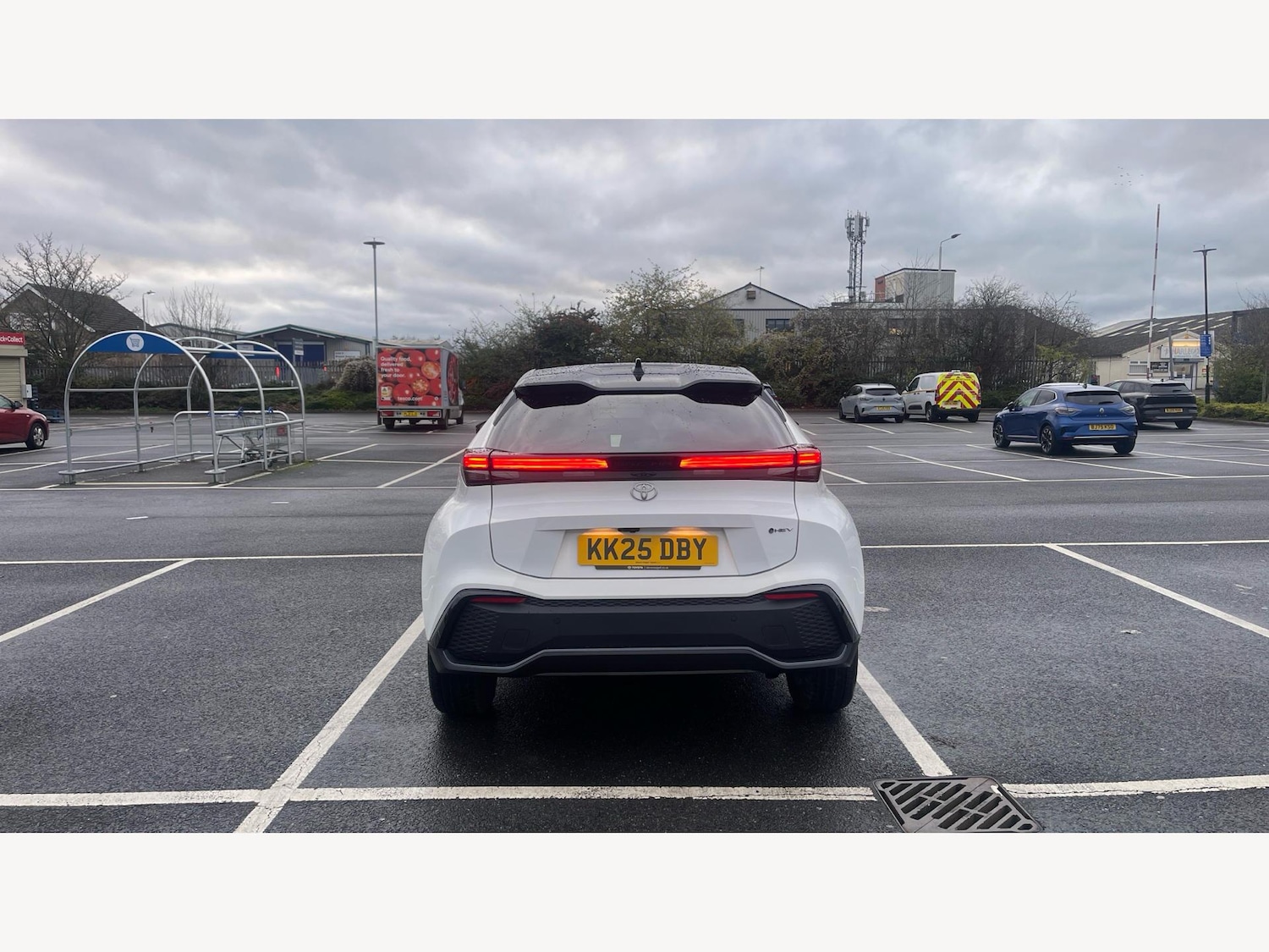 Used Toyota C-HR 2025 for sale - 77351889: Photo 21