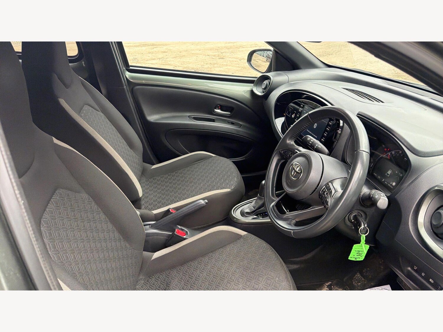 Used Toyota Aygo X 2022 for sale - 77939316: Photo 13