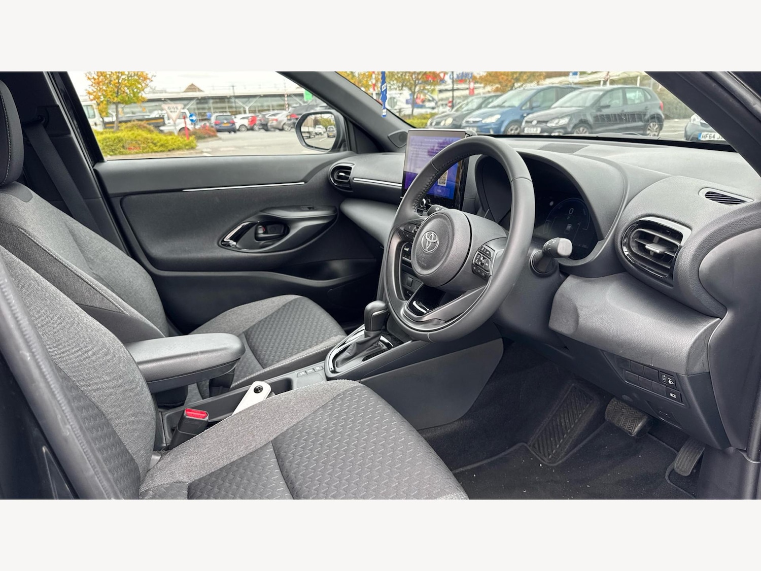Used Toyota Yaris Cross 2024 for sale - 76314591: Photo 13