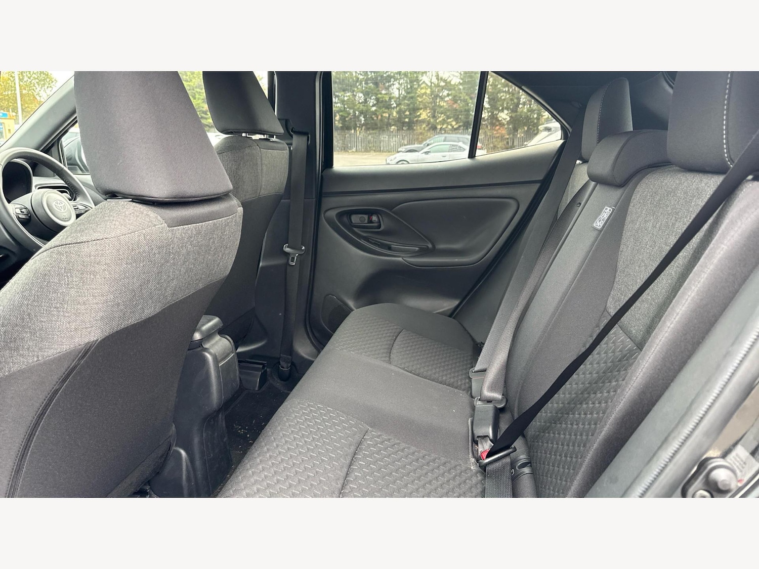 Used Toyota Yaris Cross 2024 for sale - 76314591: Photo 15