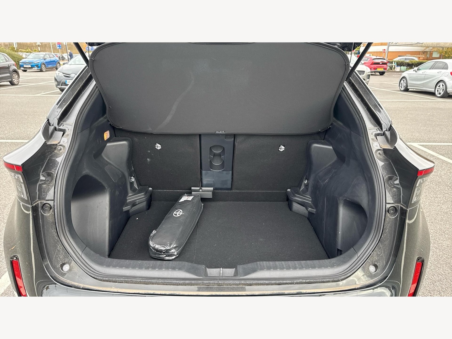 Used Toyota Yaris Cross 2024 for sale - 76314591: Photo 16