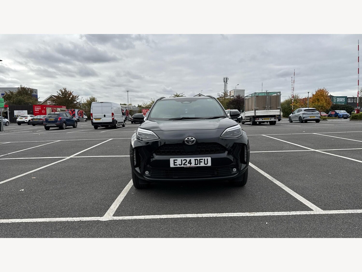 Used Toyota Yaris Cross 2024 for sale - 76314591: Photo 17