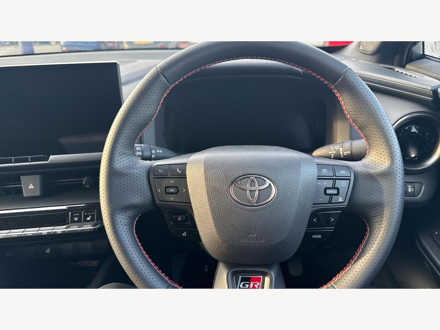 Used Toyota C-HR 2024 for sale - 78185396: Photo 10
