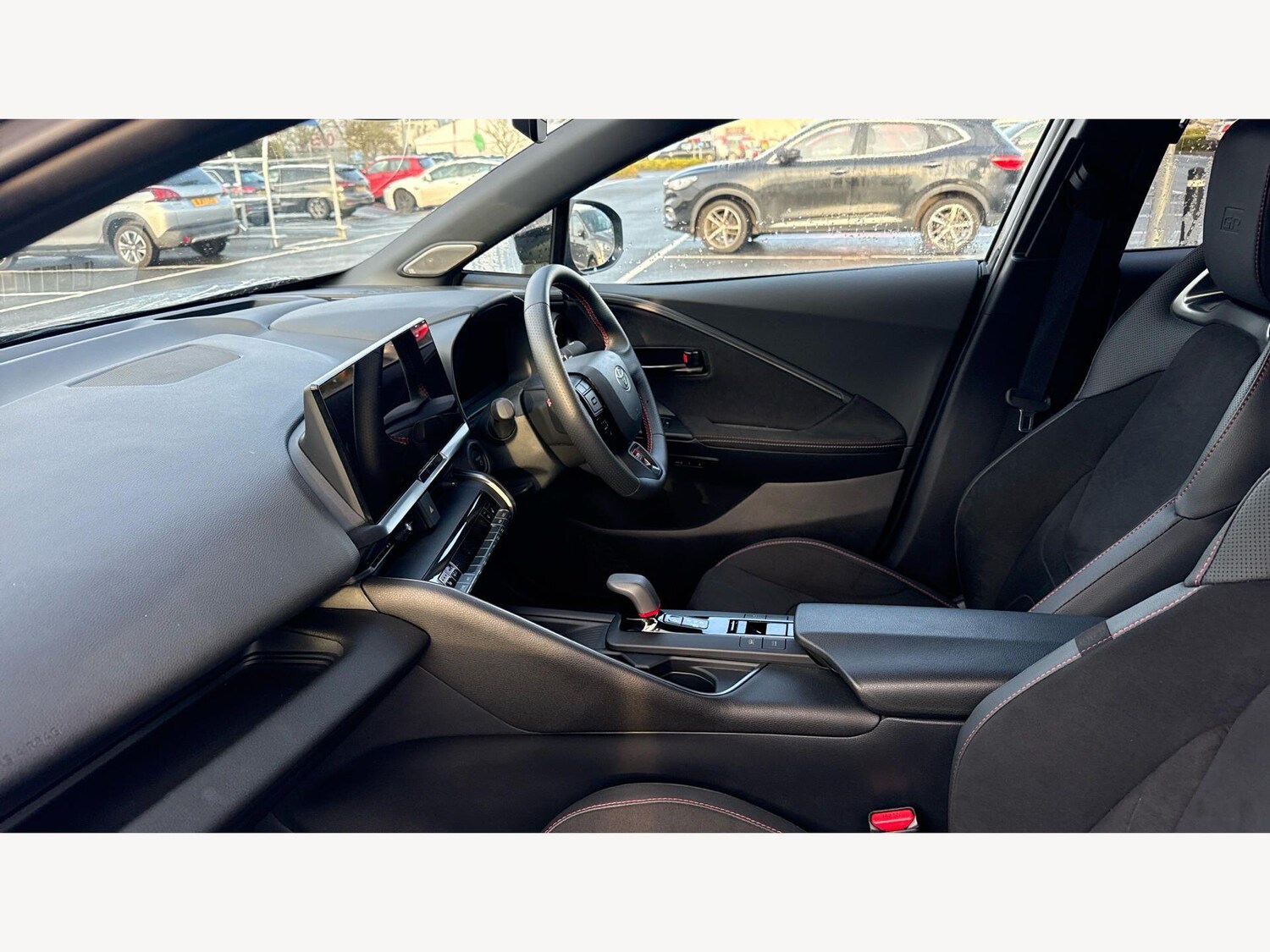 Used Toyota C-HR 2024 for sale - 78185396: Photo 12