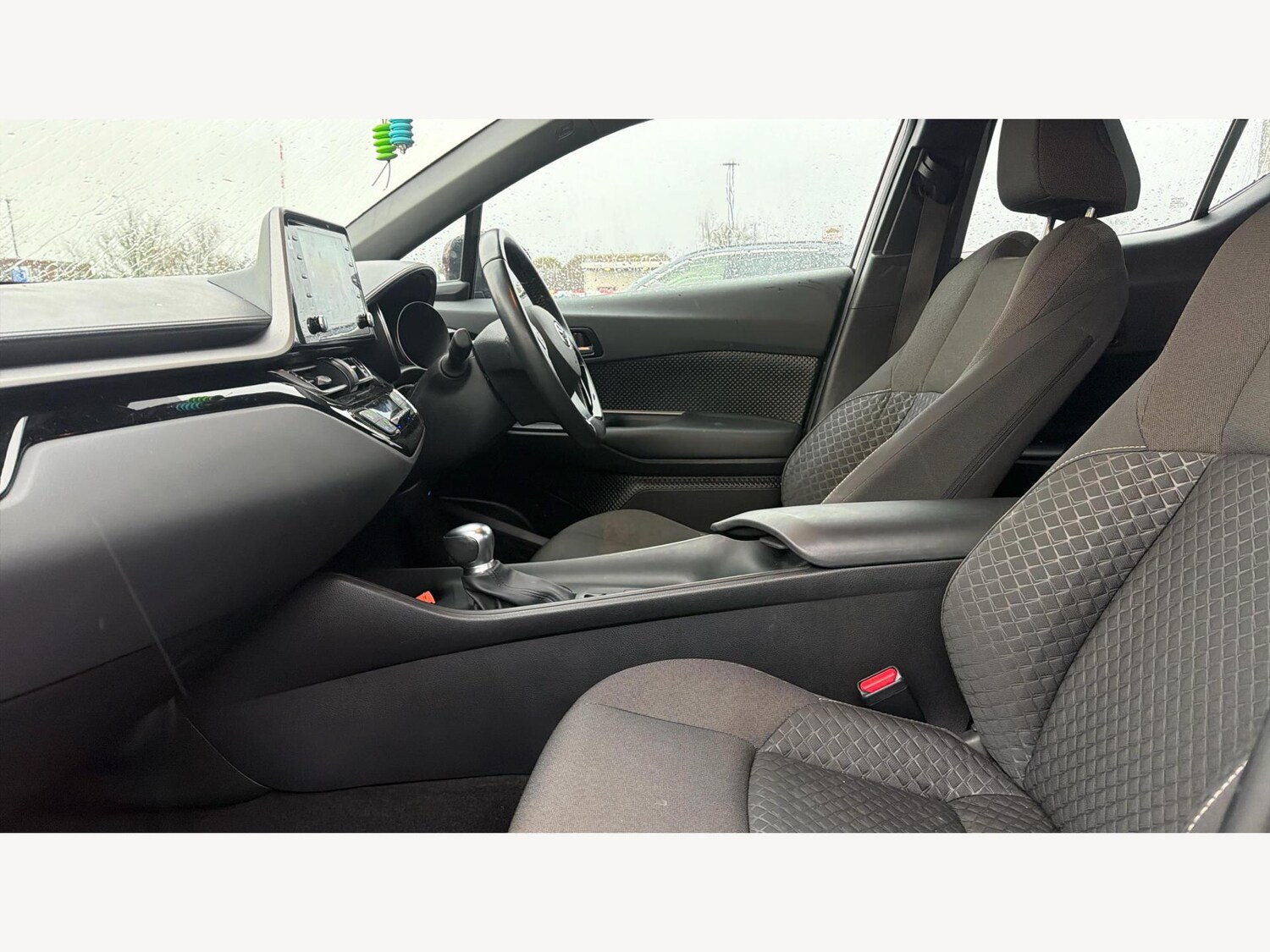 Used Toyota C-HR 2023 for sale - 77066699: Photo 12