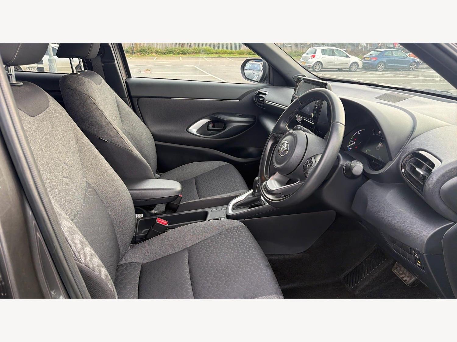 Used Toyota Yaris Cross for sale - 78136343: Photo 14