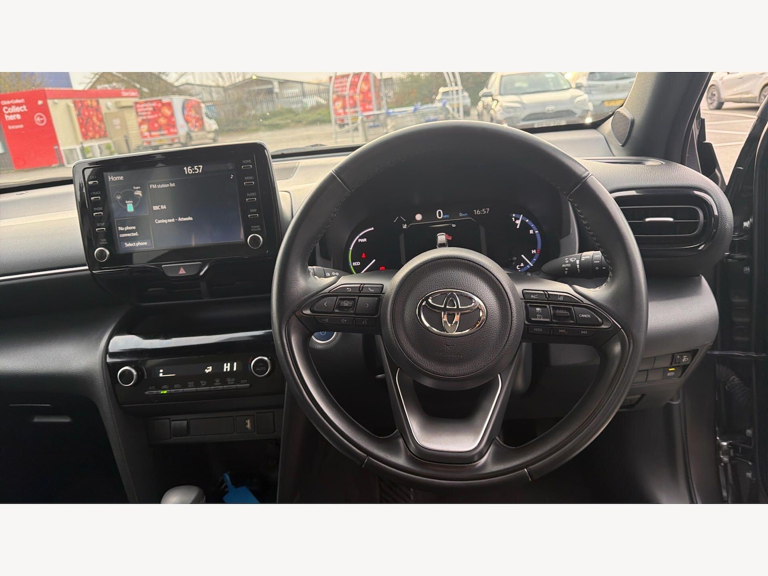 Used Toyota Yaris Cross for sale - 78136343: Photo 9