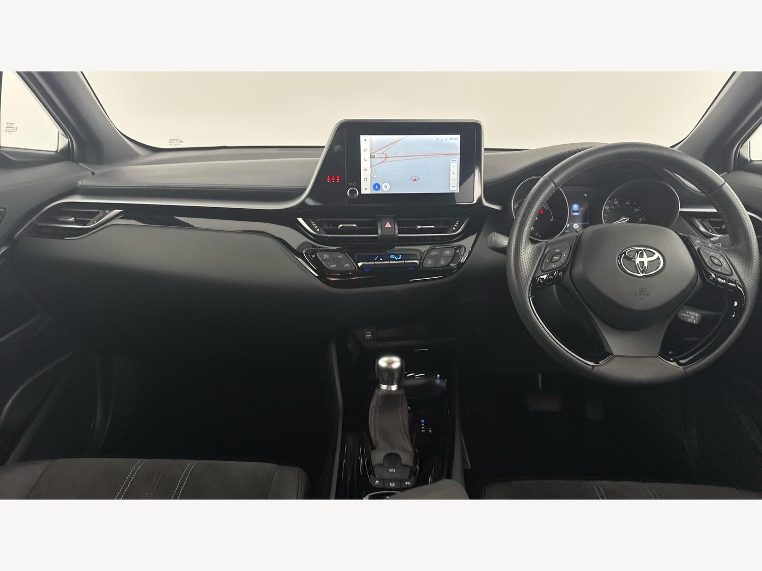 Used Toyota C-HR 2023 for sale - 77538230: Photo 7