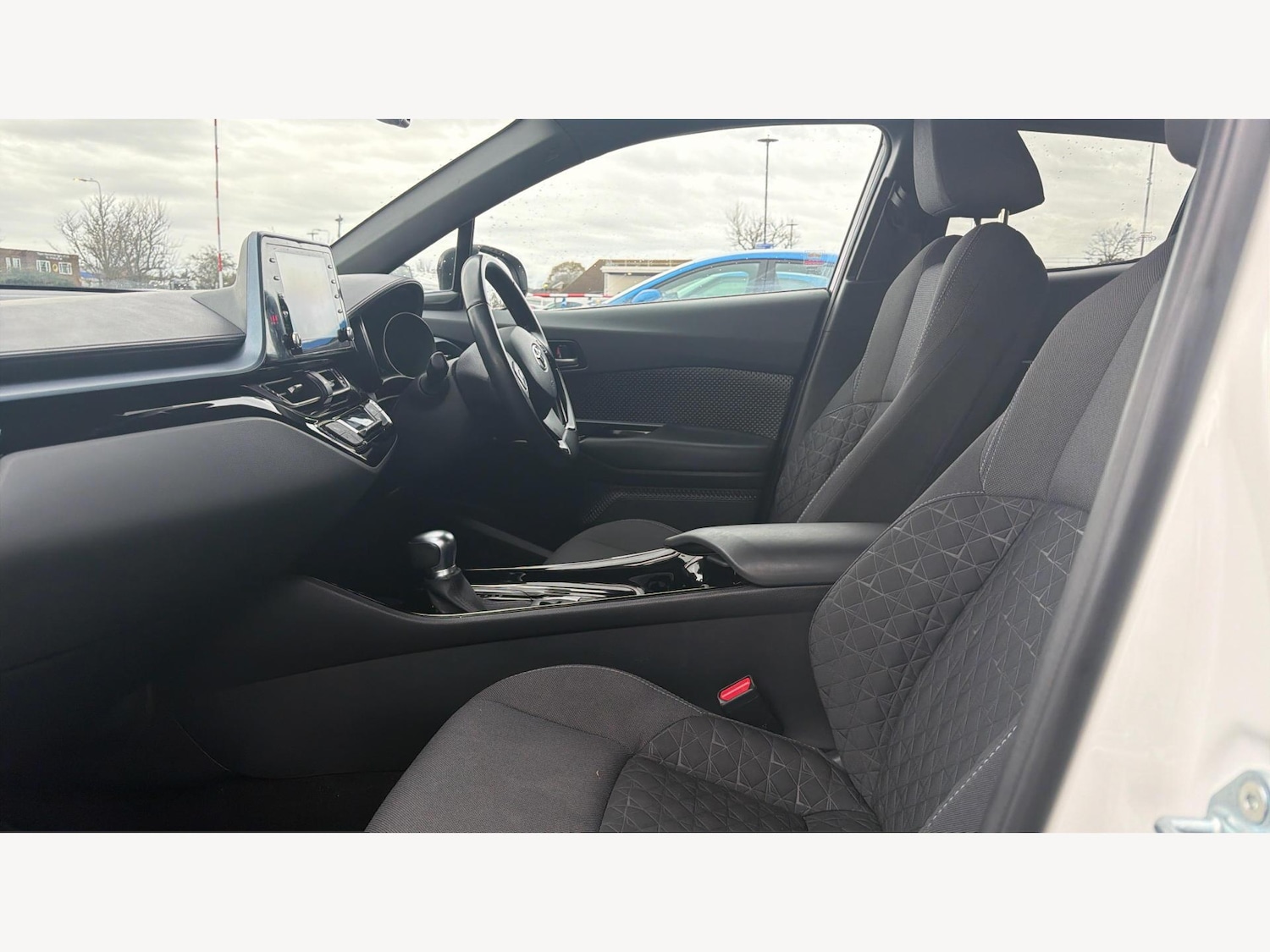 Used Toyota C-HR for sale - 77067038: Photo 12