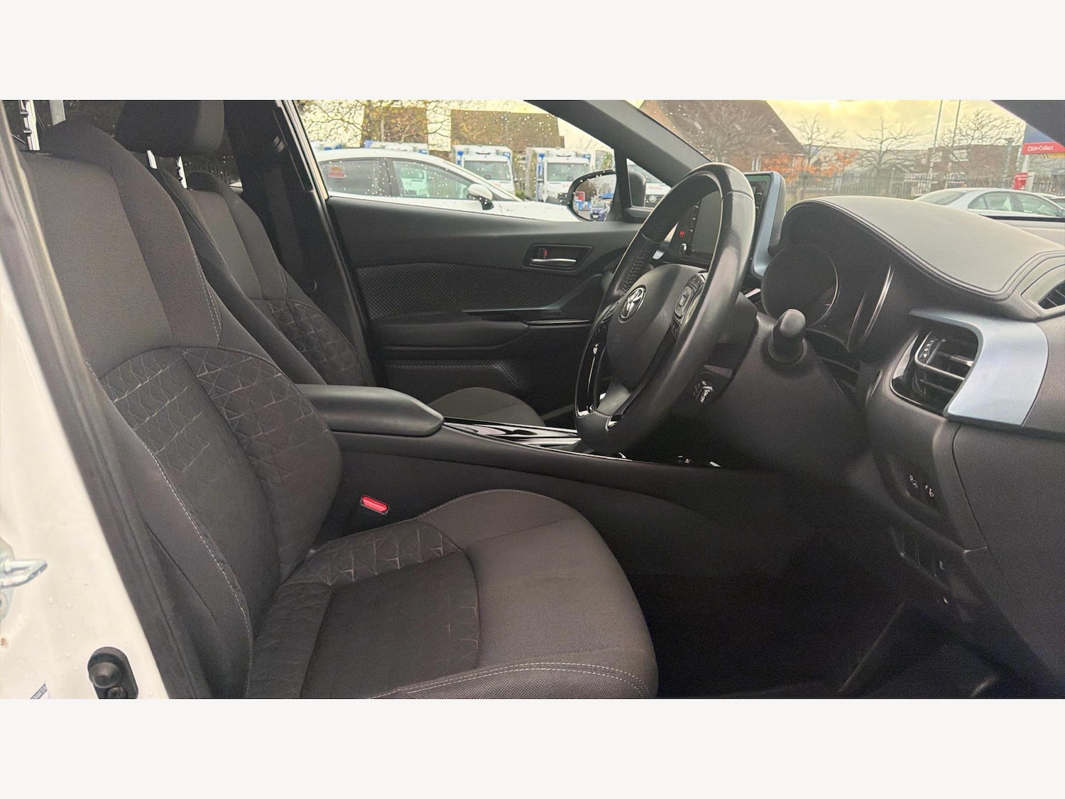 Used Toyota C-HR for sale - 77067038: Photo 13