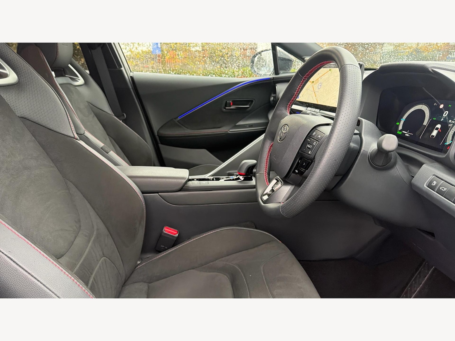 Used Toyota C-HR 2025 for sale - 76850550: Photo 13