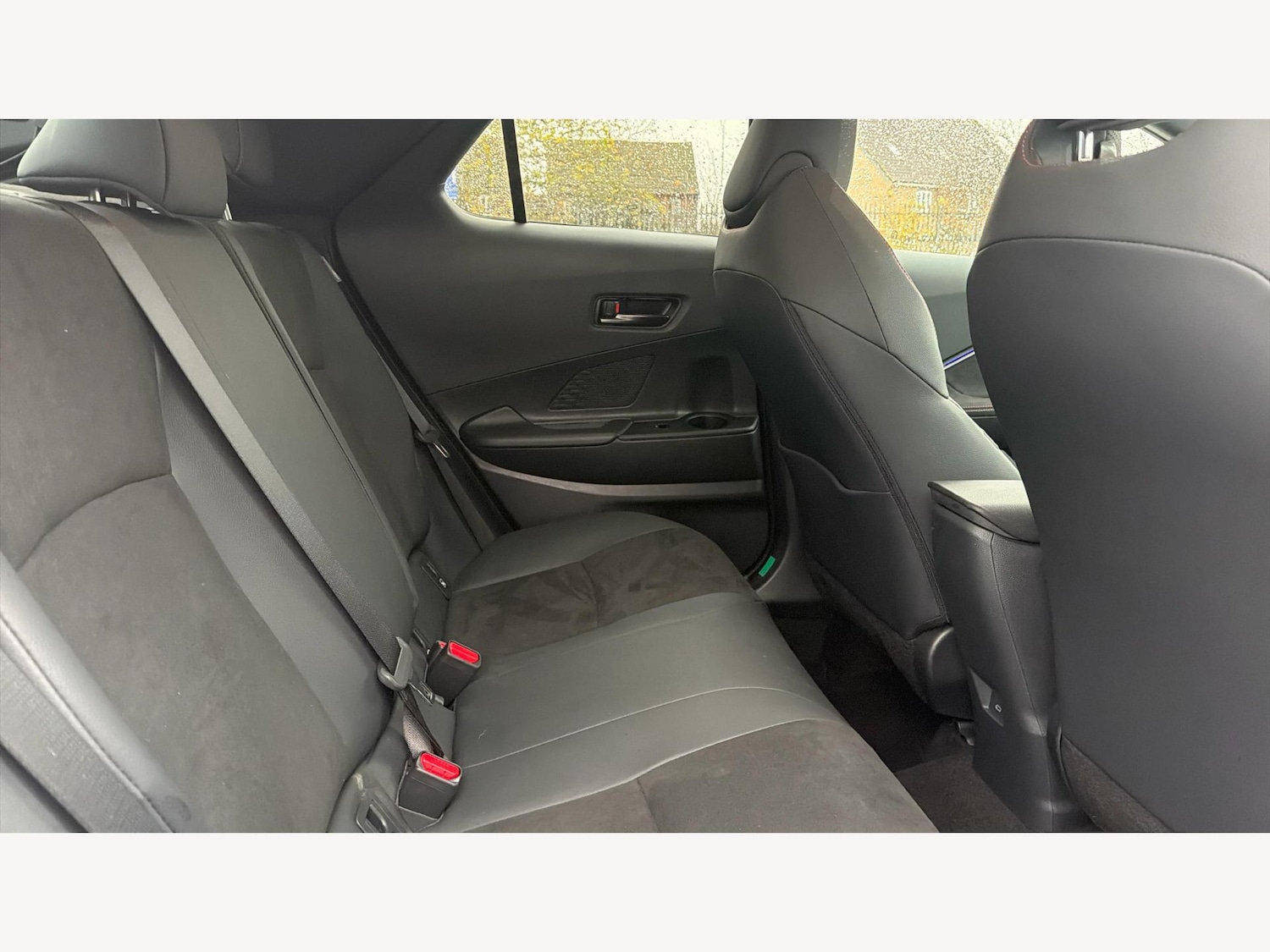 Used Toyota C-HR 2025 for sale - 76850550: Photo 14