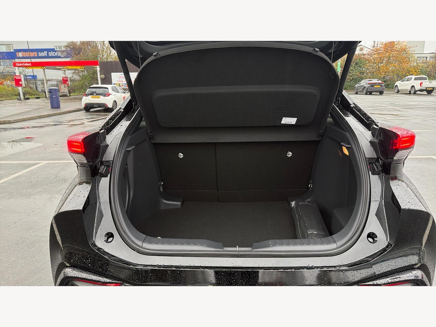 Used Toyota C-HR 2025 for sale - 76850550: Photo 16