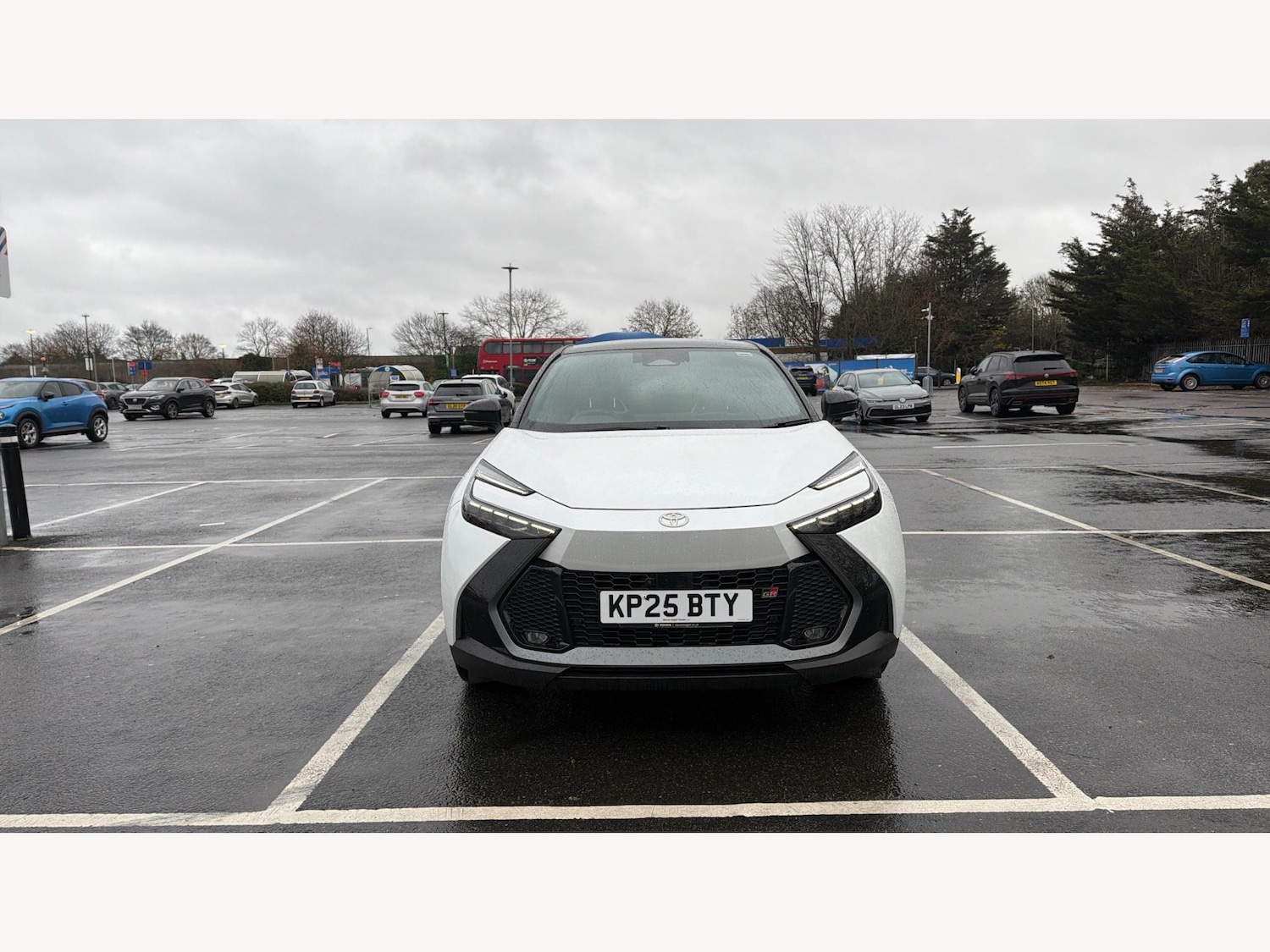Used Toyota C-HR 2025 for sale - 76850550: Photo 17