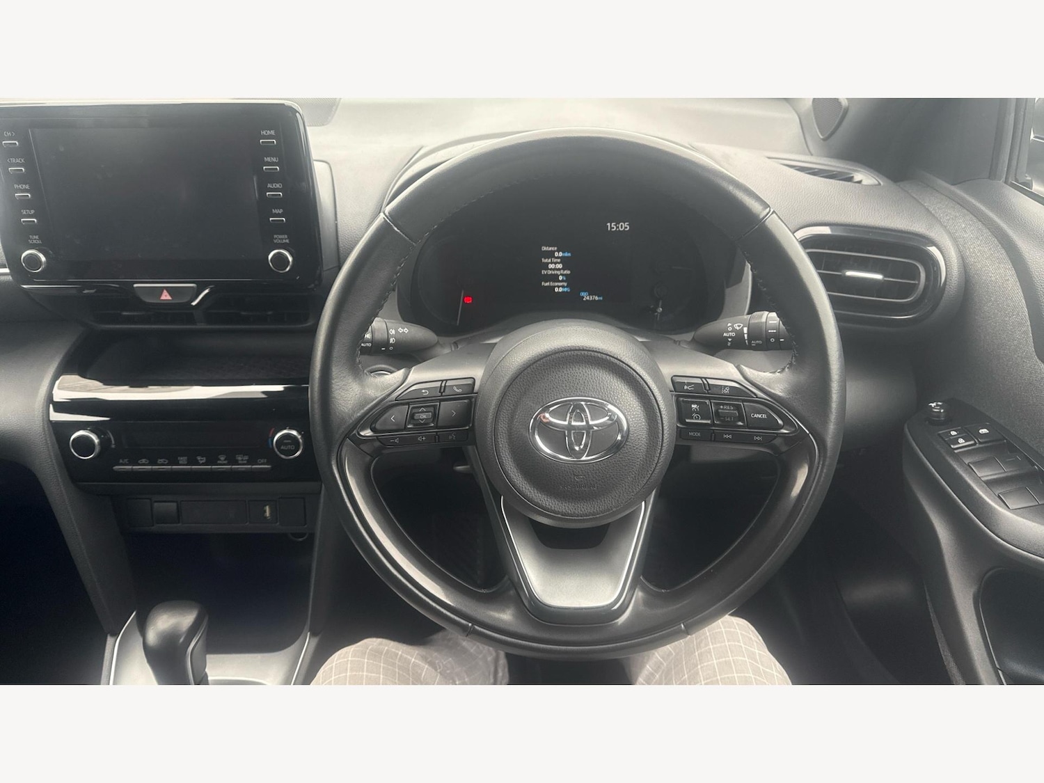 Used Toyota Yaris Cross 2022 for sale - 76399319: Photo 10